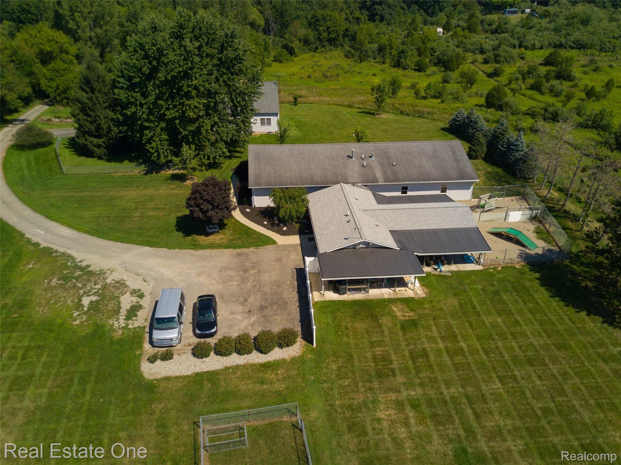 5243 Walsh Road Whitmore Lake, MI 48189 - Photo 95 of 98 IMG-0093.jpg