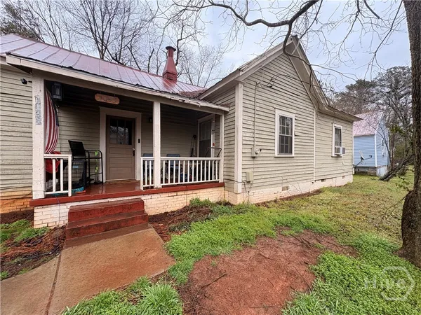 $1,300 | 1095 Macon Highway, Athens, GA 30606