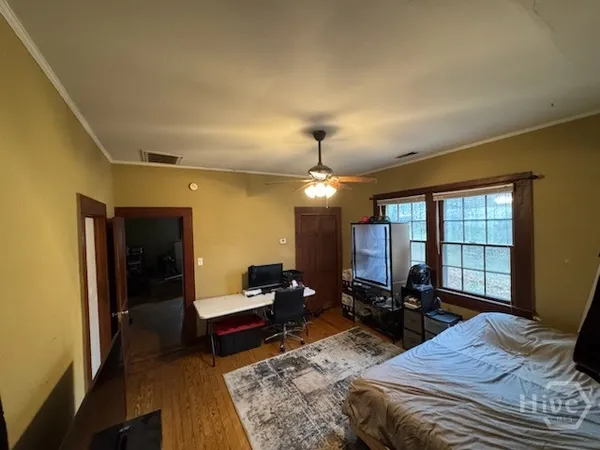 $1,300 | 1095 Macon Highway, Athens, GA 30606