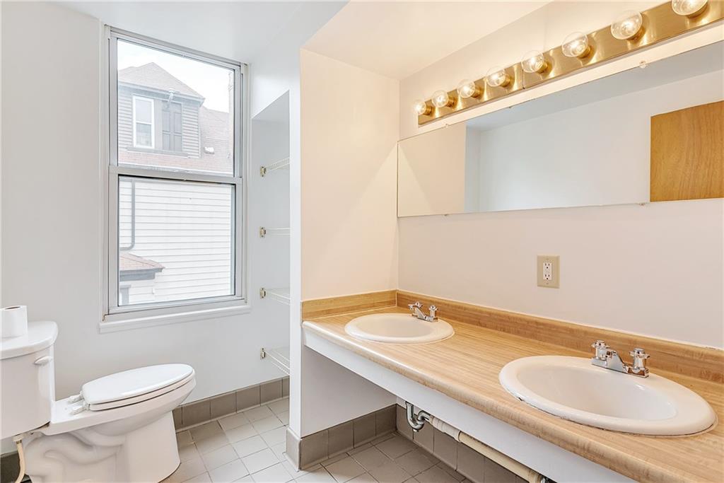 61 Baldwick Road Pittsburgh, PA 15205 - Photo 13 of 25 Gallery Image 13