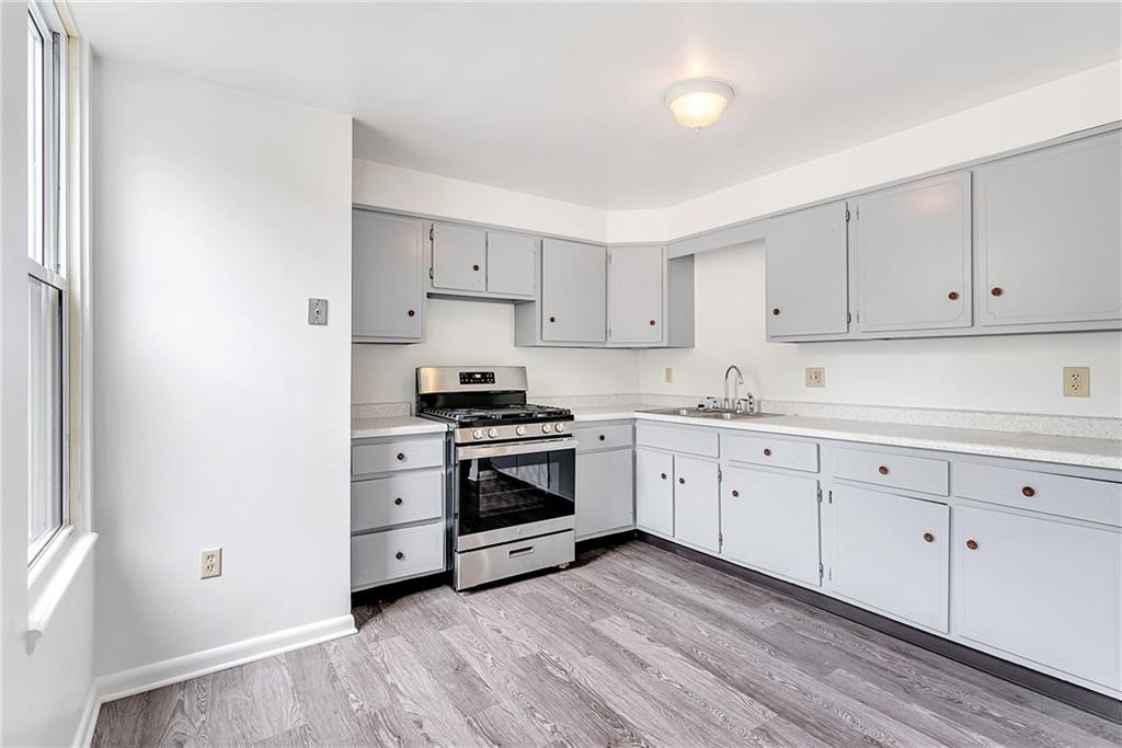 61 Baldwick Road Pittsburgh, PA 15205 - Photo 4 of 25 Gallery Image 4