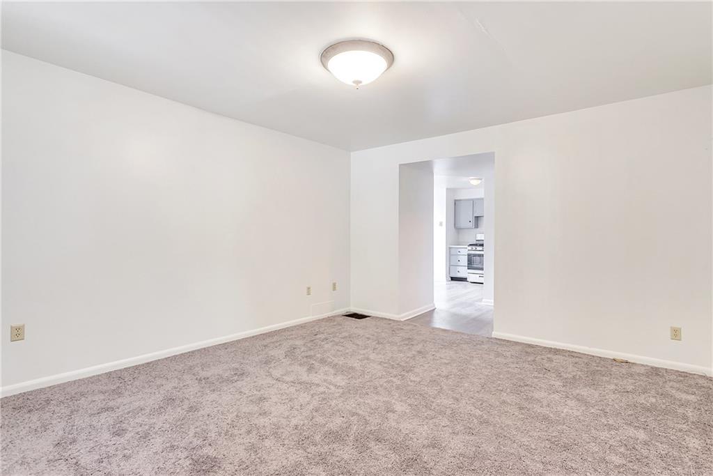 61 Baldwick Road Pittsburgh, PA 15205 - Photo 9 of 25 Gallery Image 9