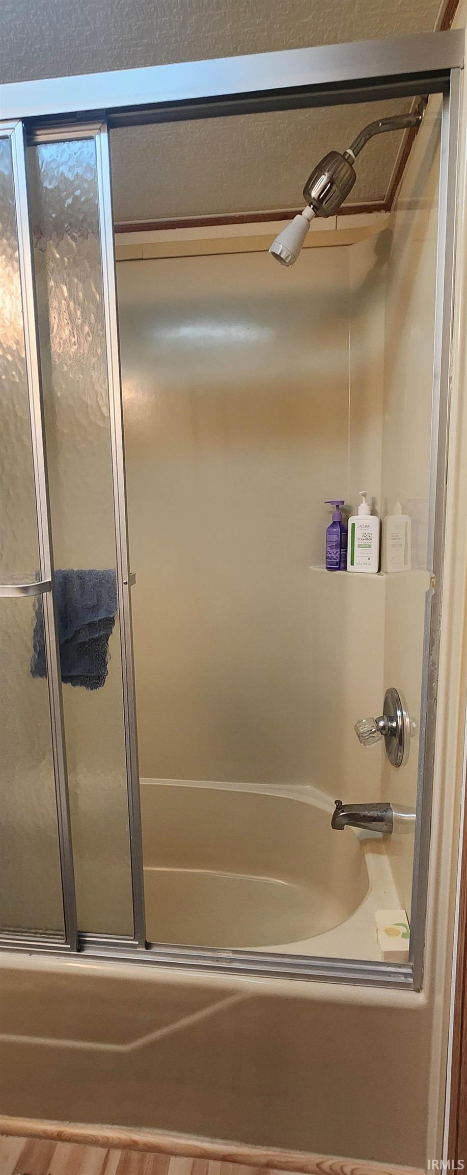 80 Valley Gorge Pass Angola, IN 46703 - Photo 3 of 34