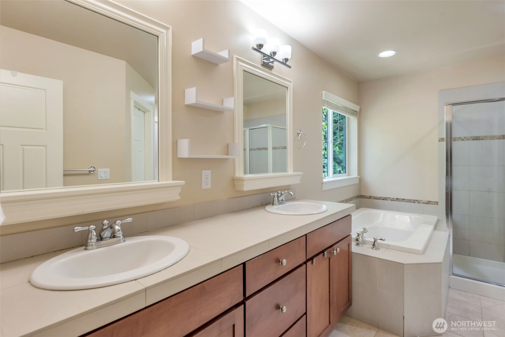23119 36th Drive Southeast Bothell, WA 98021 - Photo 14 of 26