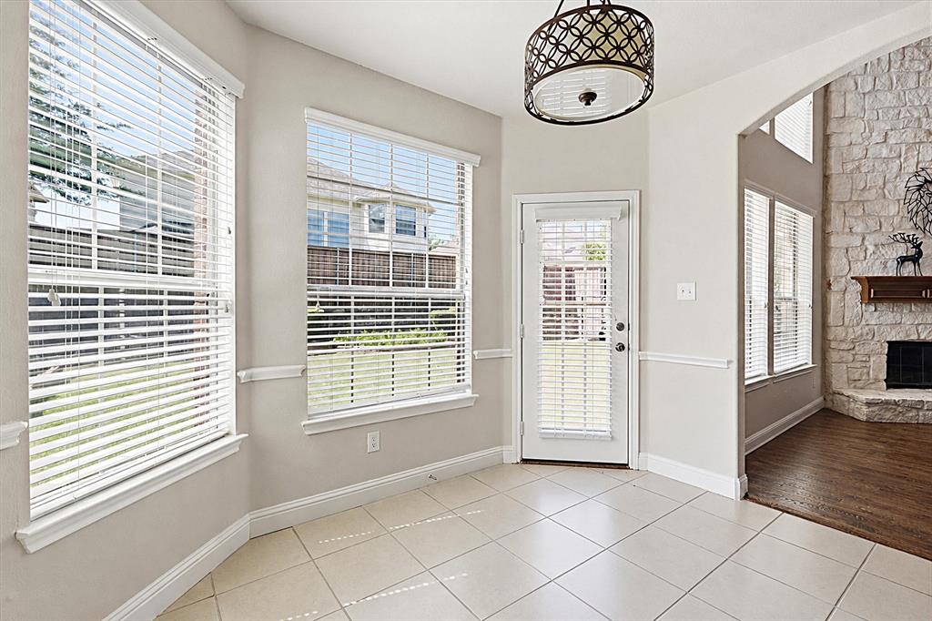 357 Spring Meadow Drive Fairview, TX 75069 - Photo 8 of 40