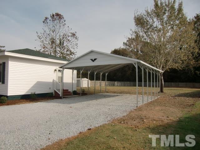302 Jackson Road Dunn, NC 28334 - Photo 2 of 25 Gallery Image 2
