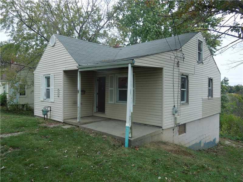 314 Fort Couch Road Upper St. Clair, PA 15241 - Photo 2 of 17 Exterior Front.