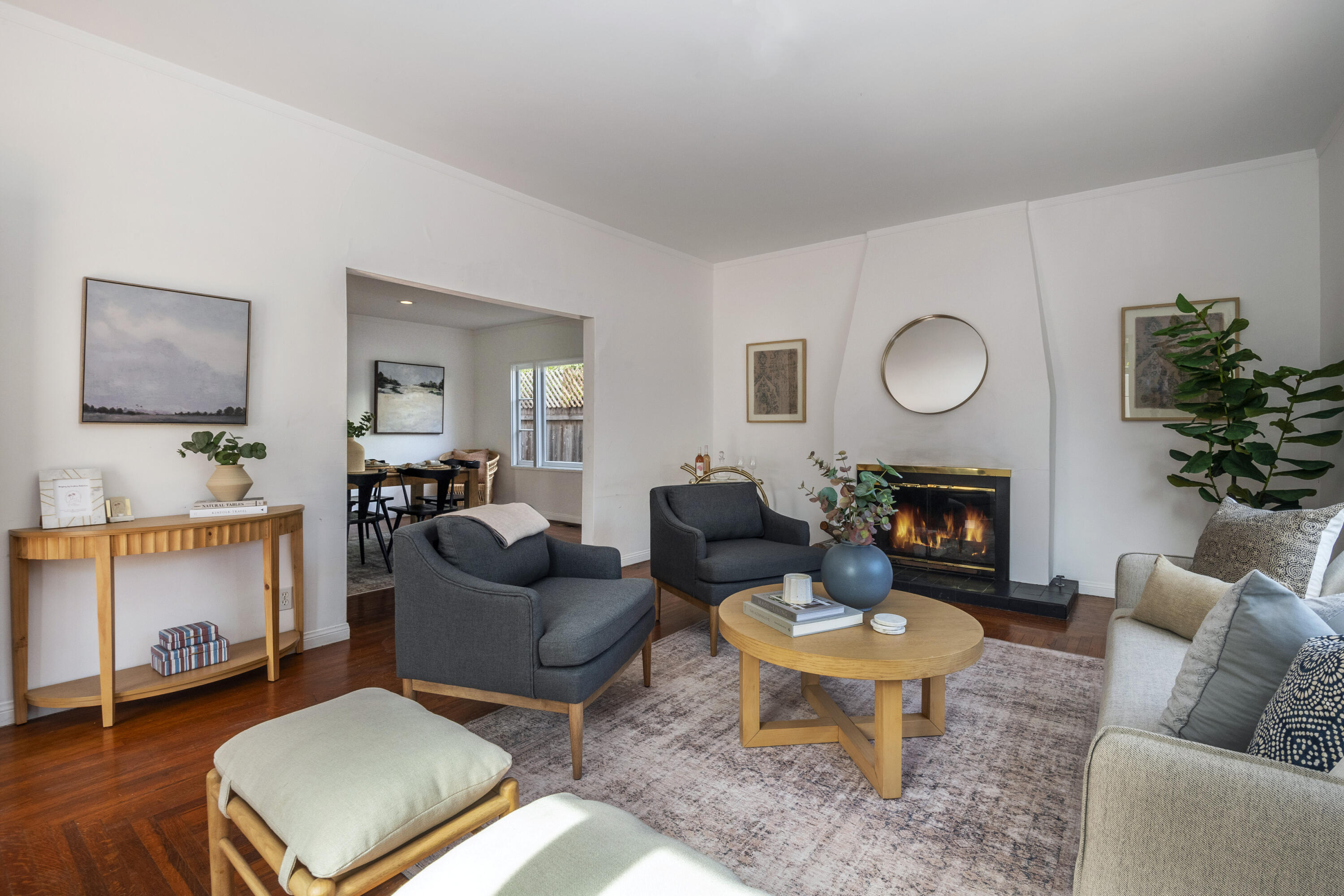 269 Oak Road Montecito, CA 93108 - Photo 4 of 35 Living Room