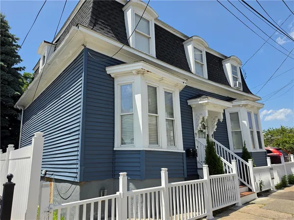 $549,900 | 25 Seabury Street, Providence, RI 02907