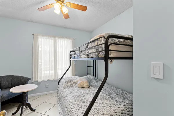 $1,850 | 1004 Green Pine Boulevard, Unit A1, West Palm Beach, FL 33409