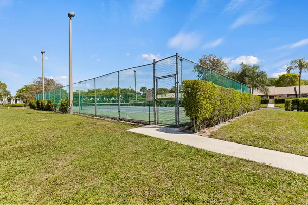 $1,850 | 1004 Green Pine Boulevard, Unit A1, West Palm Beach, FL 33409