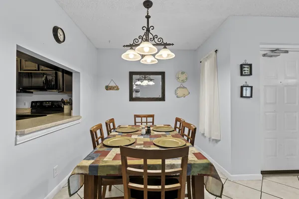 $1,850 | 1004 Green Pine Boulevard, Unit A1, West Palm Beach, FL 33409