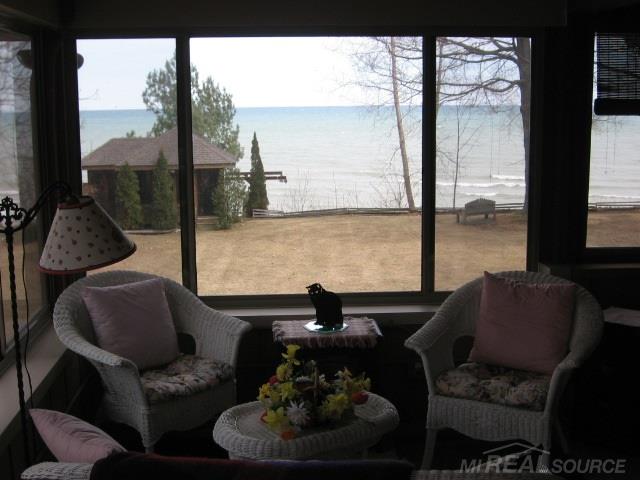3557 Lakeshore Road Lexington, MI 48450 - Photo 17 of 33 31235318-16.JPG