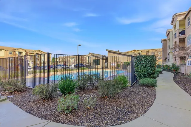 $296,299 | 1230 Whitney Ranch Parkway, Unit PW415, Rocklin, CA 95765
