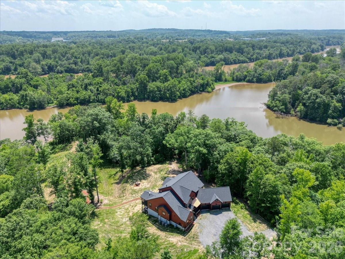 1194 99 Island Road Blacksburg, SC 29702 - Photo 42 of 47 an aerial view of a house with a yard