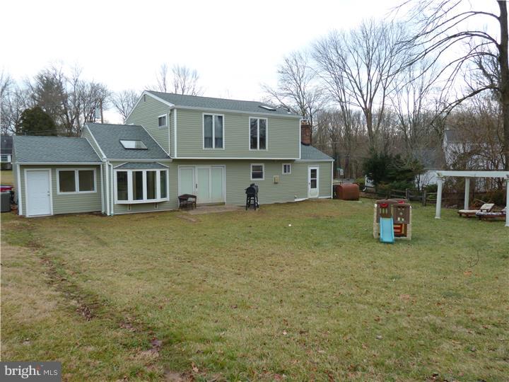 21 Lawrence Road Audubon, PA 19403 - Photo 19 of 21 Exterior Back