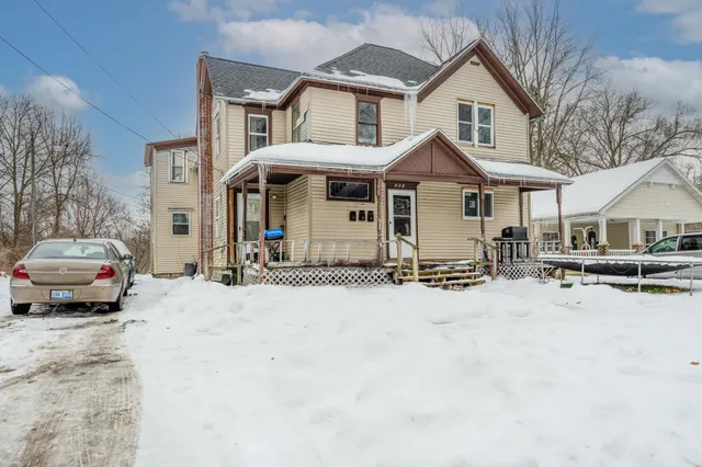 $109,999 | 561 Heck Court, Benton Harbor, MI 49022