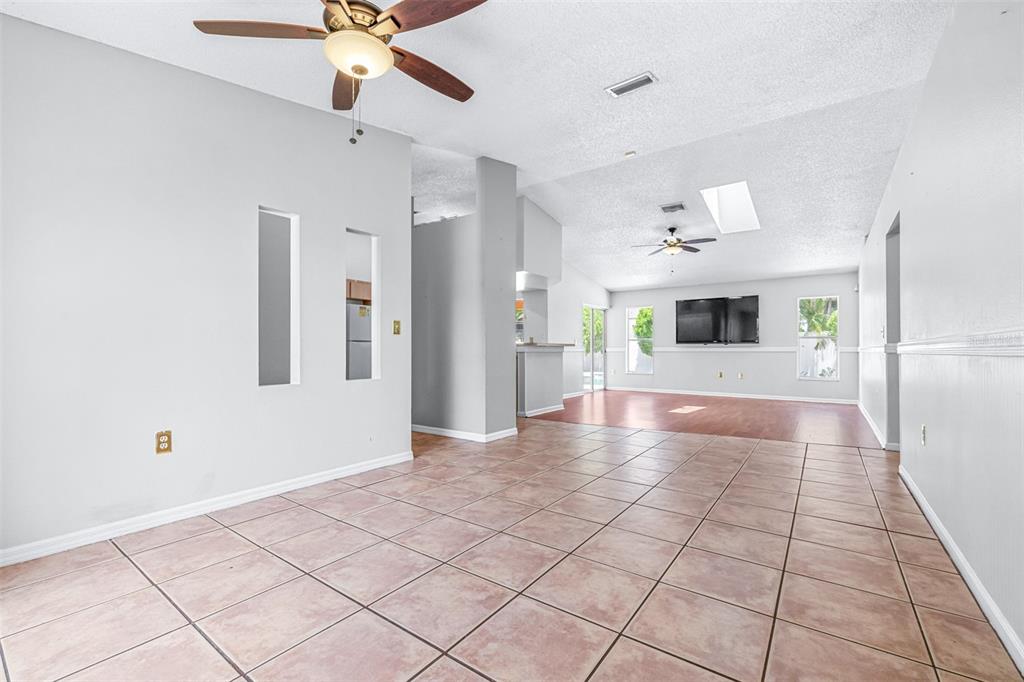 2538 Countryside Pines Drive Clearwater, FL 33761 - Photo 11 of 61