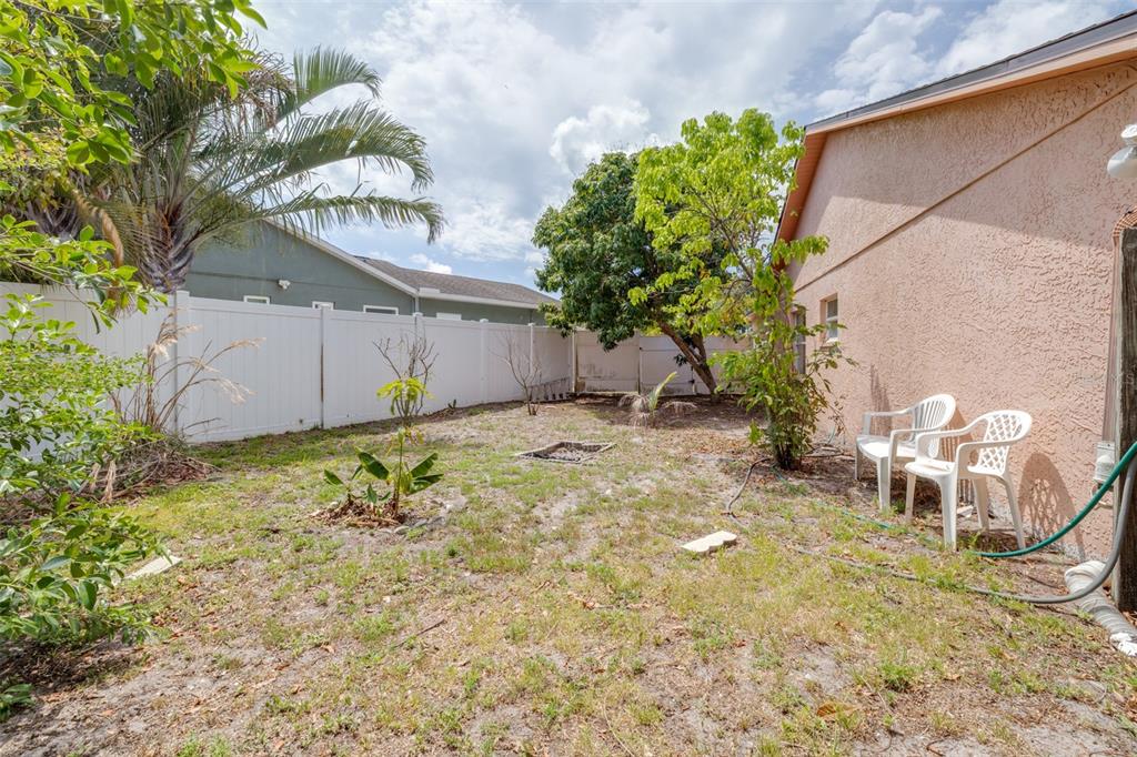 2538 Countryside Pines Drive Clearwater, FL 33761 - Photo 46 of 61 a view of a backyard