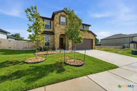 $575,000 | 160 Villars Drive, Salado, TX 76571