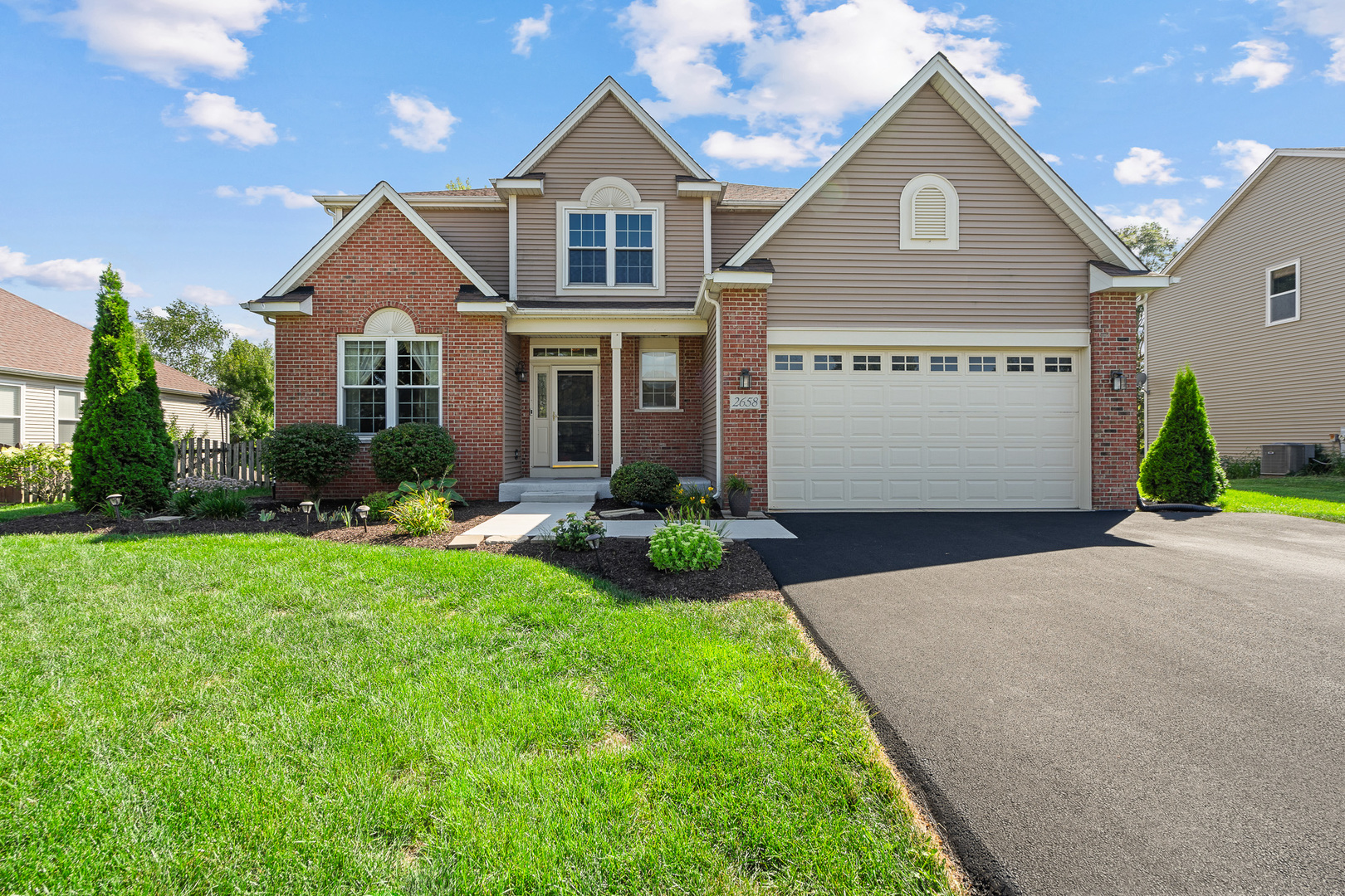 2658 Bauer Road North Aurora, IL 60542 - Photo 1 of 56 Gallery Image 1
