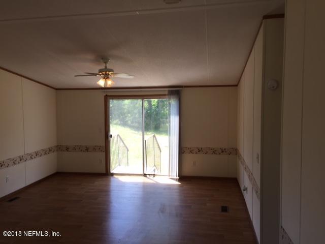37123 Abercorn Road Hilliard, FL 32046 - Photo 6 of 39 IMG_1684