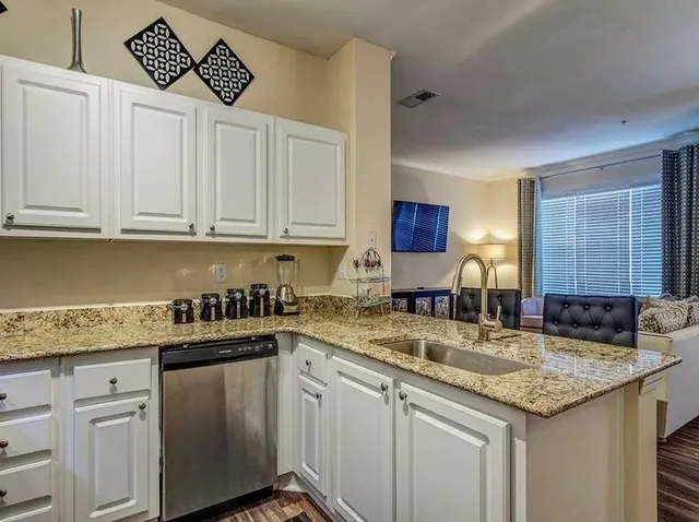 $1,305 | 1600 Blairs Bridge Road, Unit 1701, Lithia Springs, GA 30122