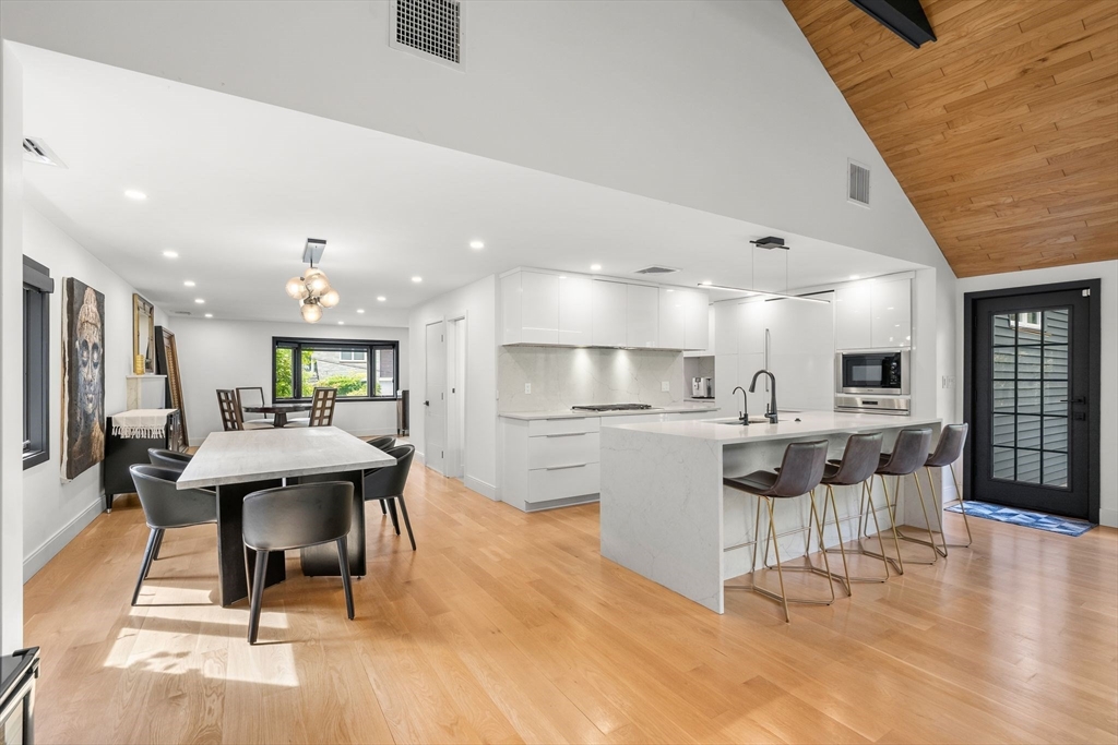 37 Slocum Road Boston, MA 02130 - Photo 13 of 40