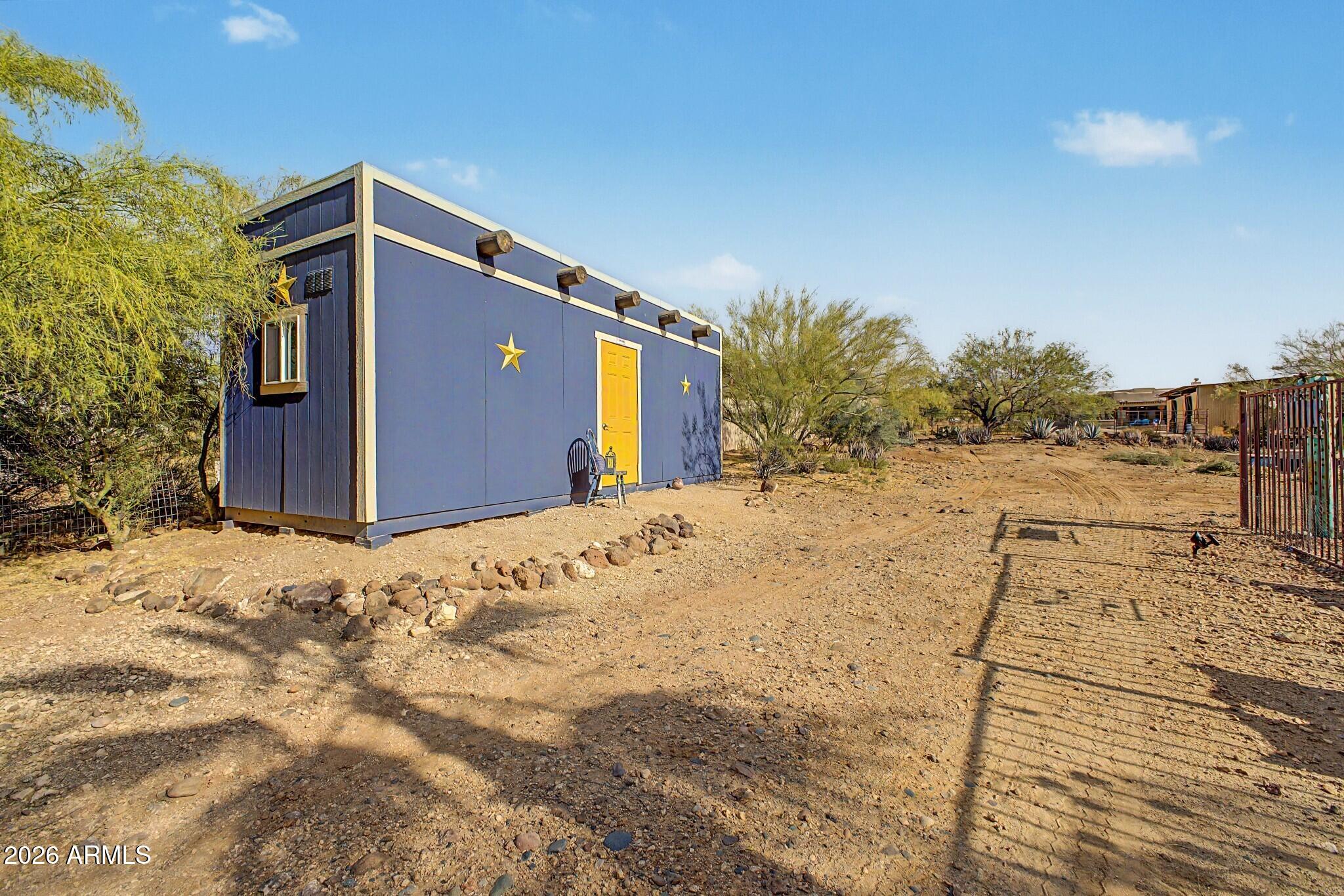 2027 East Circle Mountain Road New River, AZ 85087 - Photo 29 of 31 17794835947363605795912280519316