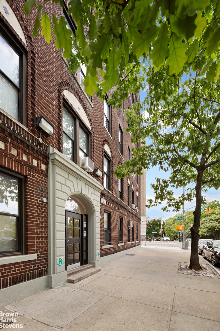 680 Riverside Drive, Unit 4CD Manhattan, NY 10031 - Photo 15 of 16 Gallery Image 15