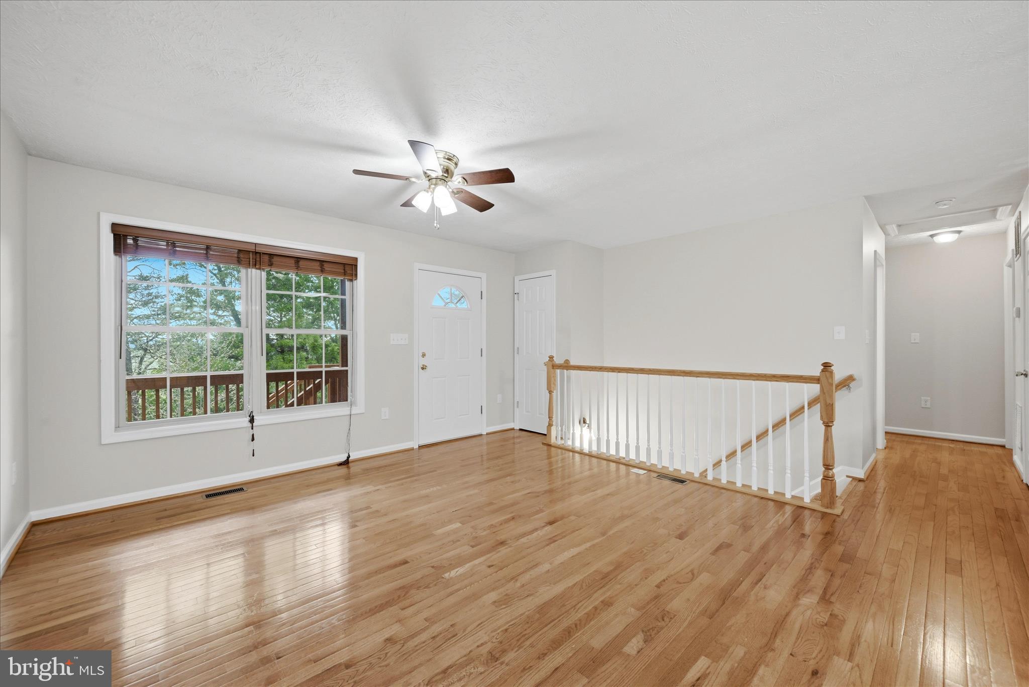 142 Spring Hollow Road Front Royal, VA 22630 - Photo 11 of 46 Living Room