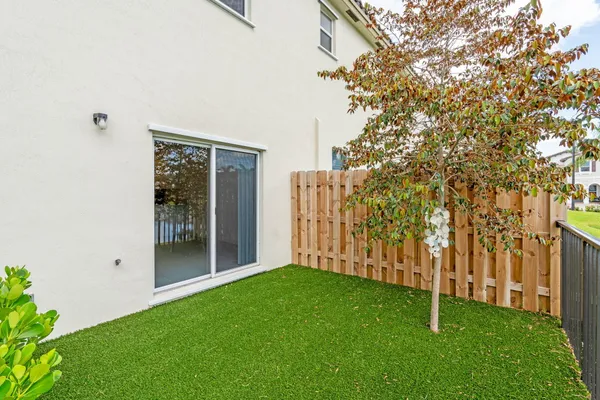 $3,150 | 5515 Northwest 27th Street, Lauderhill, FL 33313