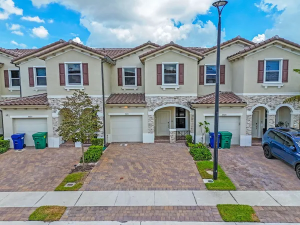 $3,150 | 5515 Northwest 27th Street, Lauderhill, FL 33313