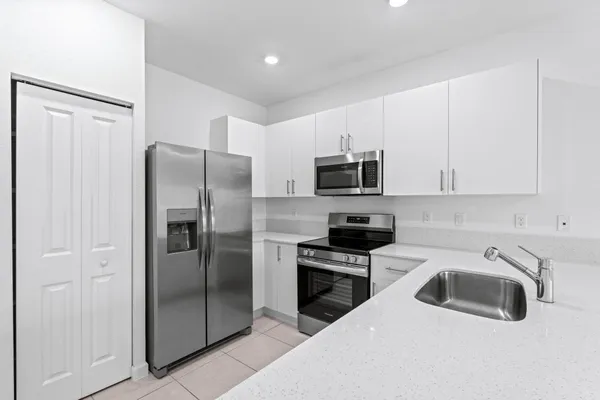 $3,150 | 5515 Northwest 27th Street, Lauderhill, FL 33313