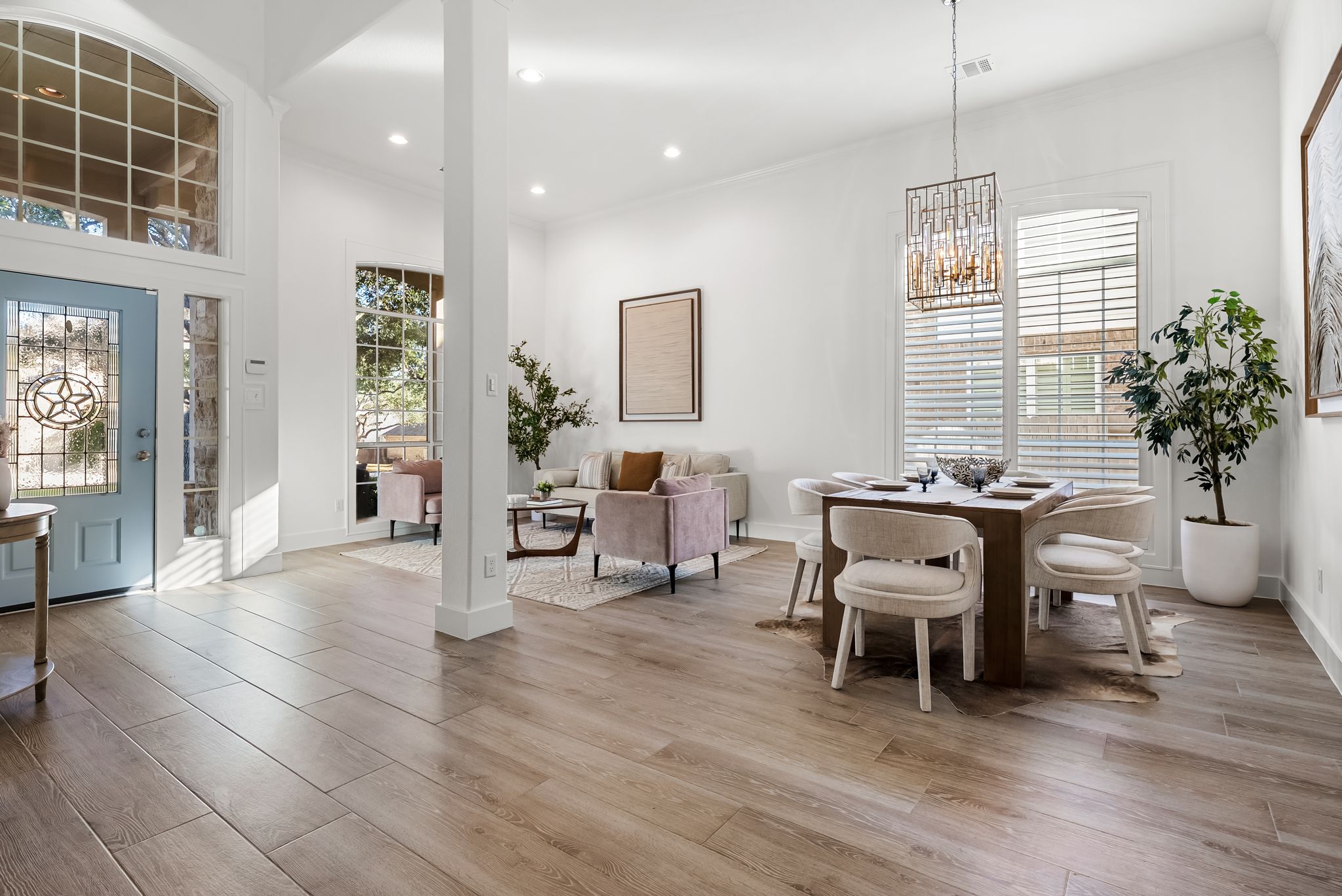 2308 Via Cordova Court Austin, TX 78732 - Photo 2 of 40