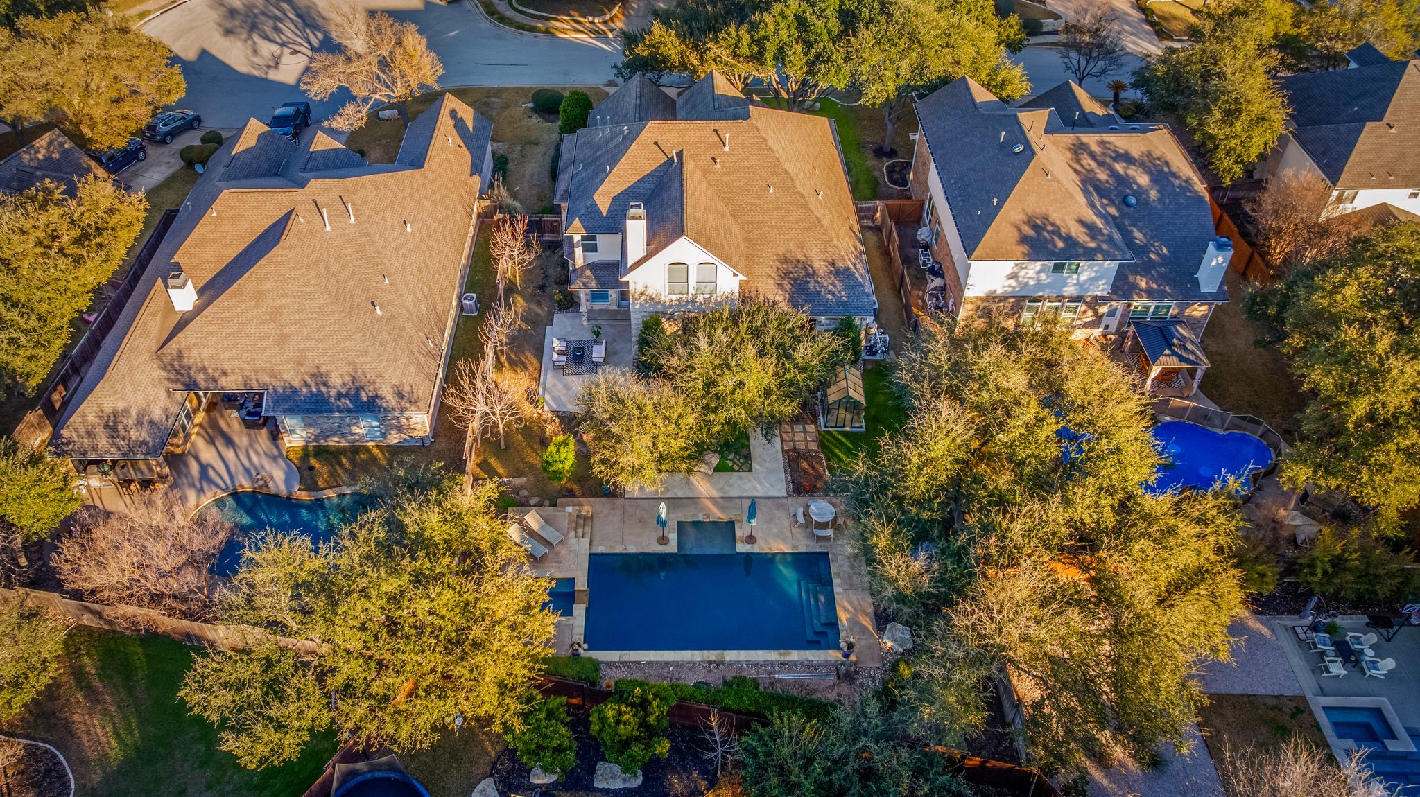 2308 Via Cordova Court Austin, TX 78732 - Photo 8 of 40