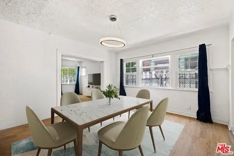 $1,325,000 | 1516 La Baig Avenue, Los Angeles, CA 90028