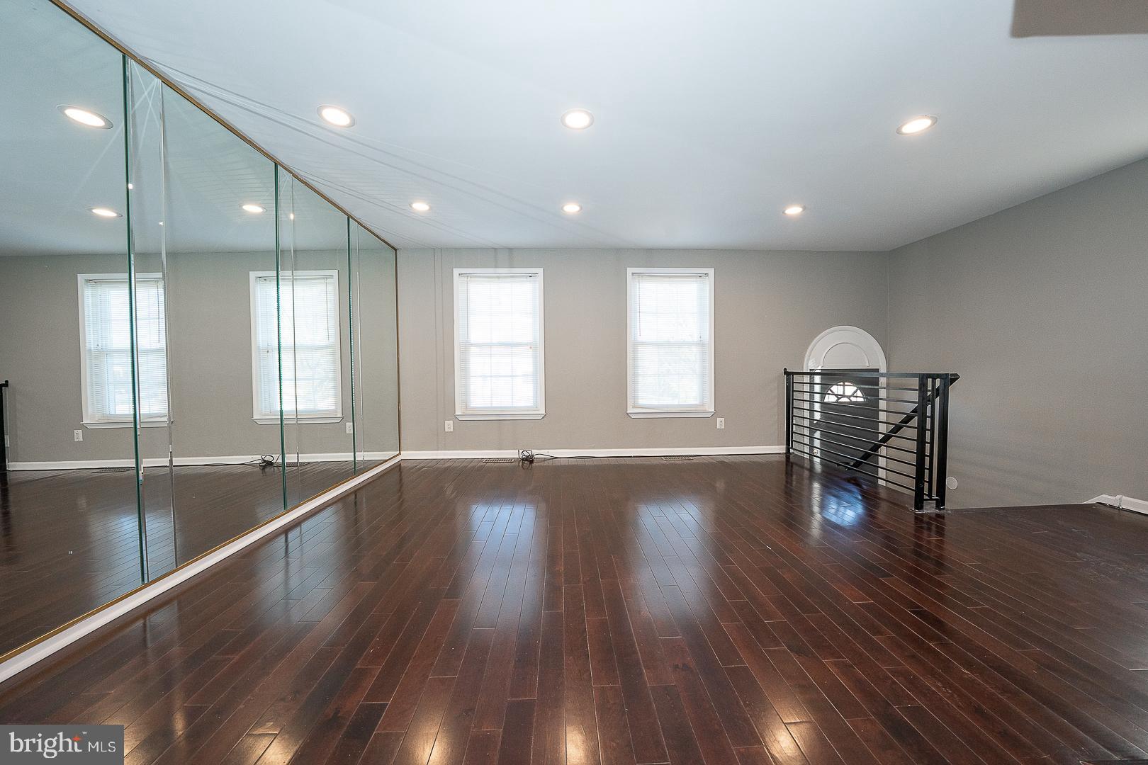 7608 Dicks Avenue Philadelphia, PA 19153 - Photo 13 of 57
