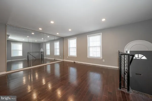 $299,900 | 7608 Dicks Avenue, Philadelphia, PA 19153
