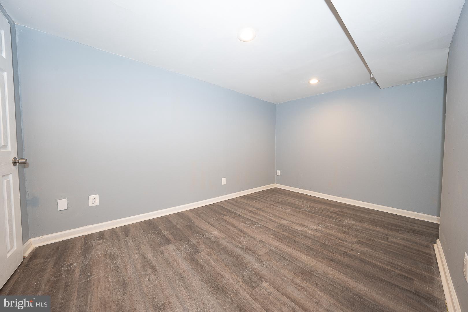 7608 Dicks Avenue Philadelphia, PA 19153 - Photo 43 of 57