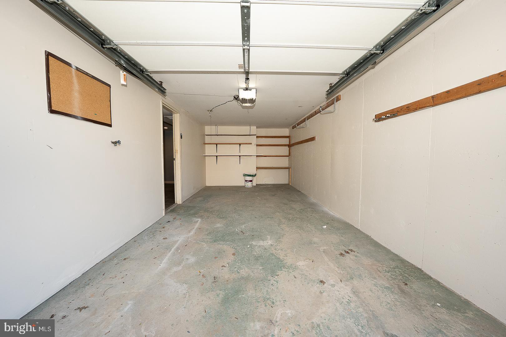 7608 Dicks Avenue Philadelphia, PA 19153 - Photo 48 of 57