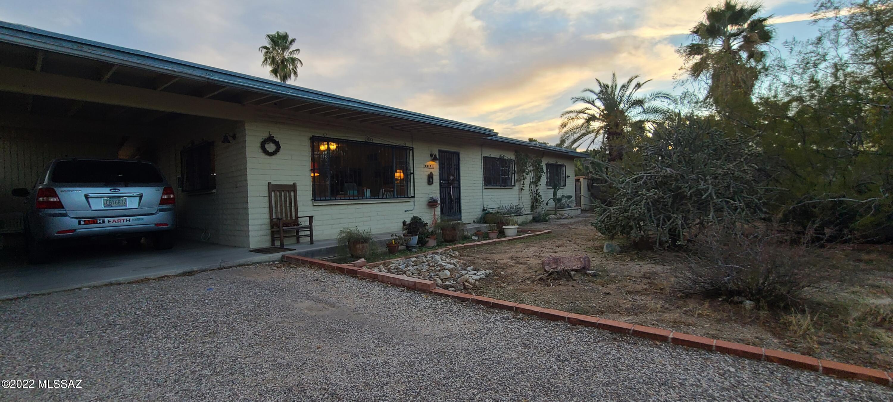 2821 North Ralph Avenue Tucson, AZ 85712 - Photo 3 of 25