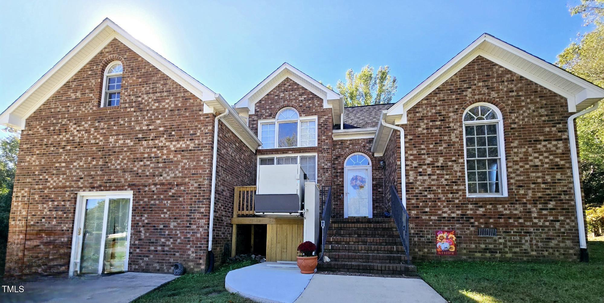 914 South Ridge Road Burlington, NC 27217 - Photo 1 of 36 20241009_103234