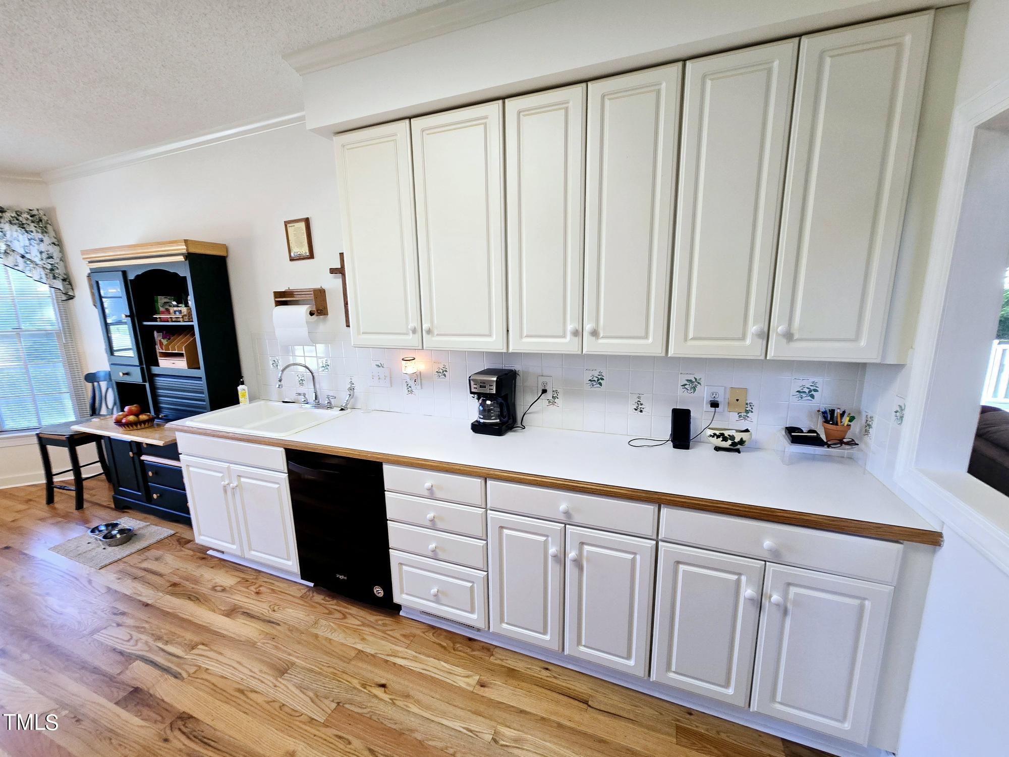 914 South Ridge Road Burlington, NC 27217 - Photo 13 of 36 20241009_101945