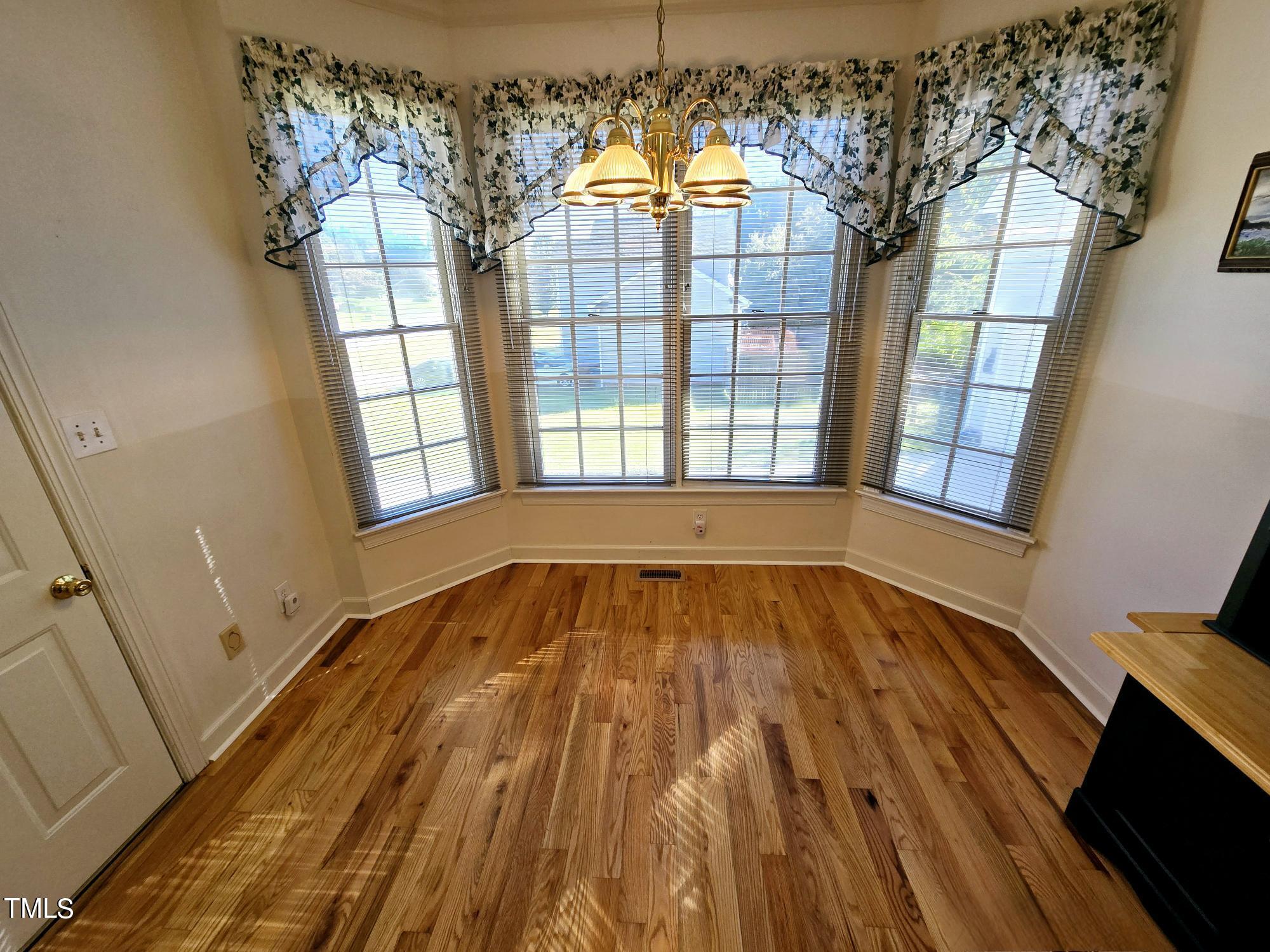 914 South Ridge Road Burlington, NC 27217 - Photo 15 of 36 20241009_102158