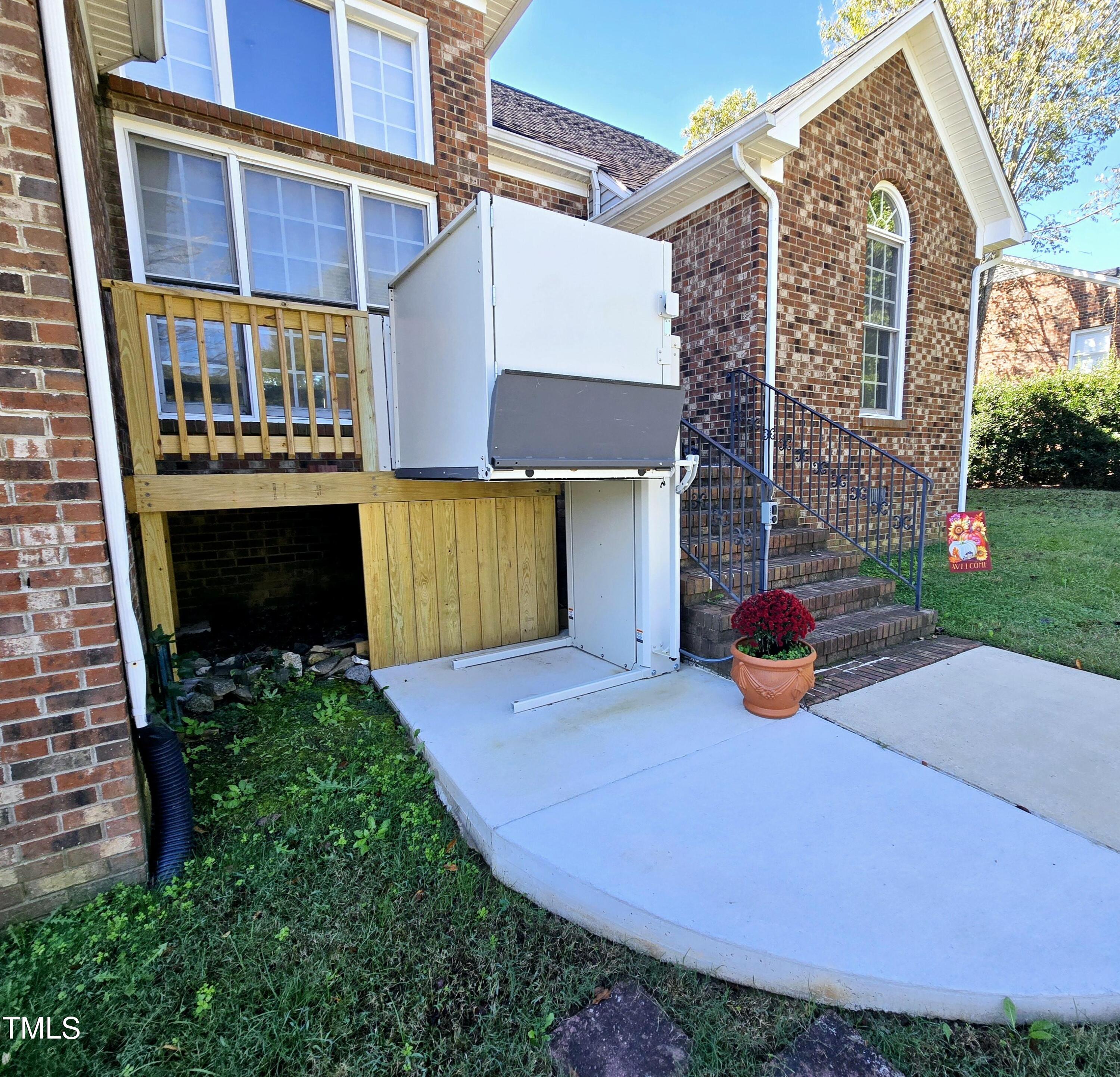 914 South Ridge Road Burlington, NC 27217 - Photo 31 of 36 20241009_103401