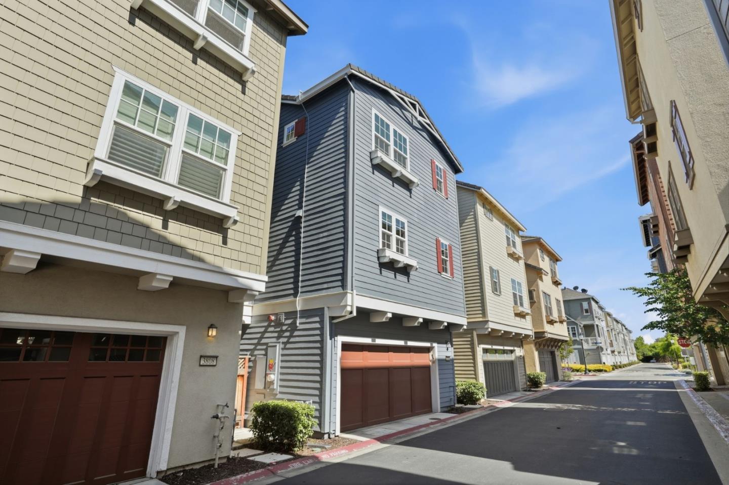 3806 Pyramid Way Mountain View, CA 94043 - Photo 37 of 44 a front view of a building with street