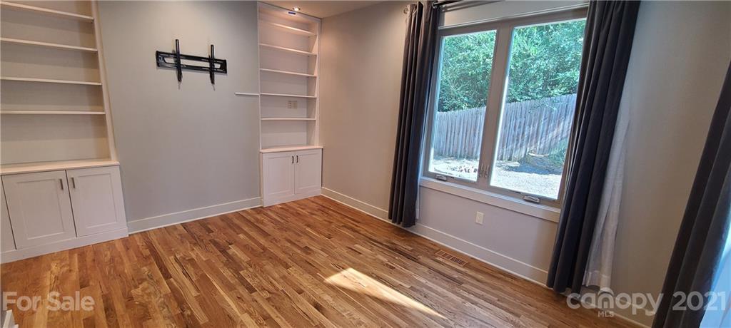 34 Overlook Road Asheville, NC 28803 - Photo 18 of 37 Gallery Image 18