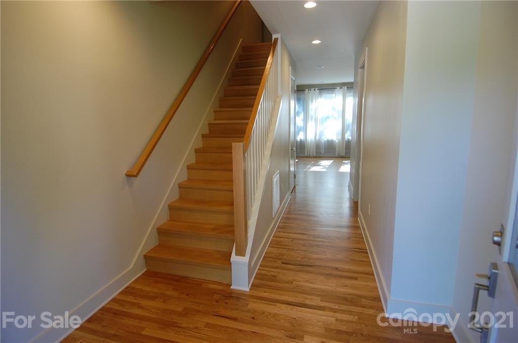 34 Overlook Road Asheville, NC 28803 - Photo 24 of 37 Gallery Image 24