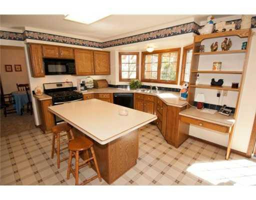 2359 Strieter Road Ann Arbor, MI 48103 - Photo 4 of 25 Photo 4